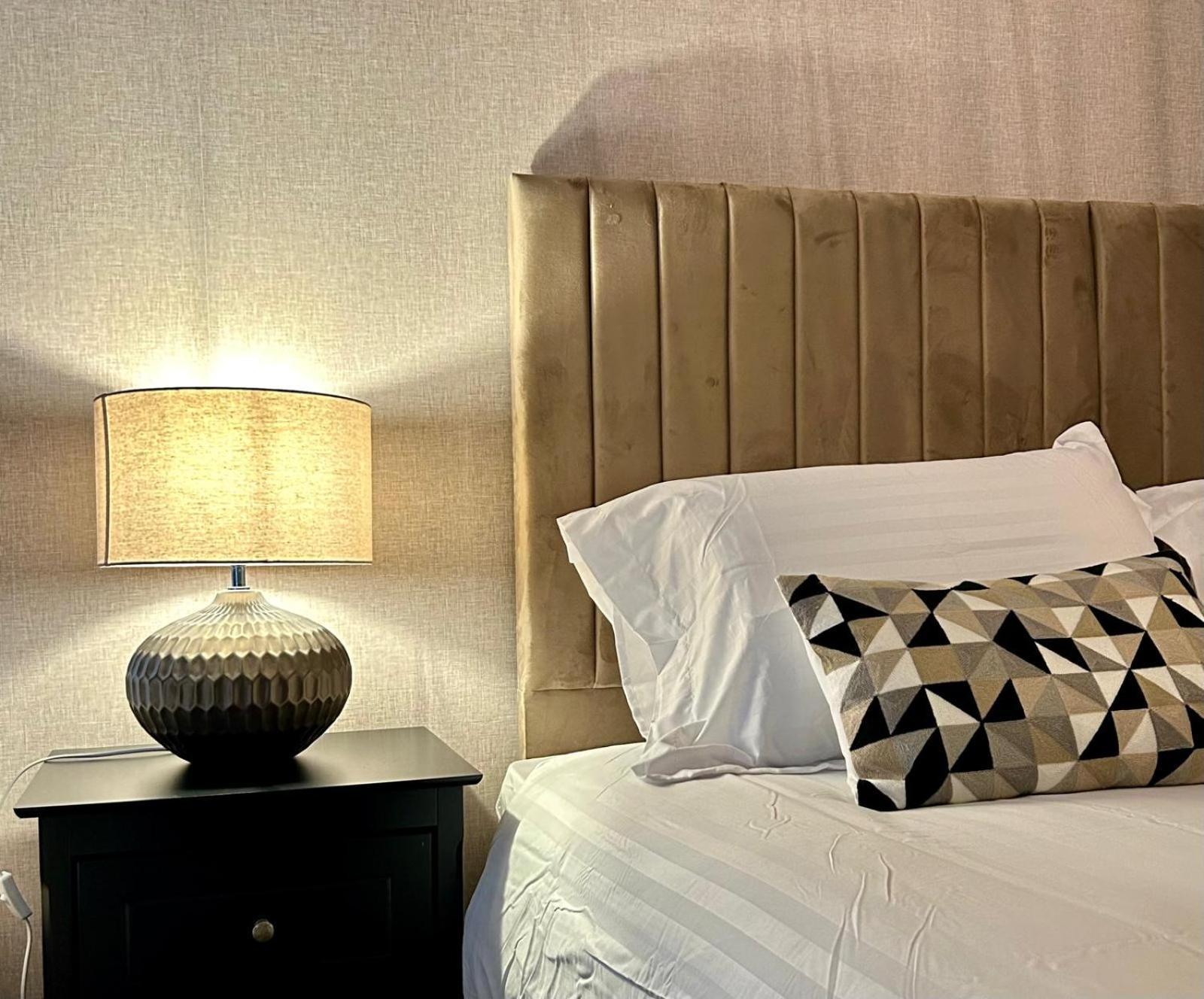 Crown Street Aparthotel Halifax Eksteriør billede