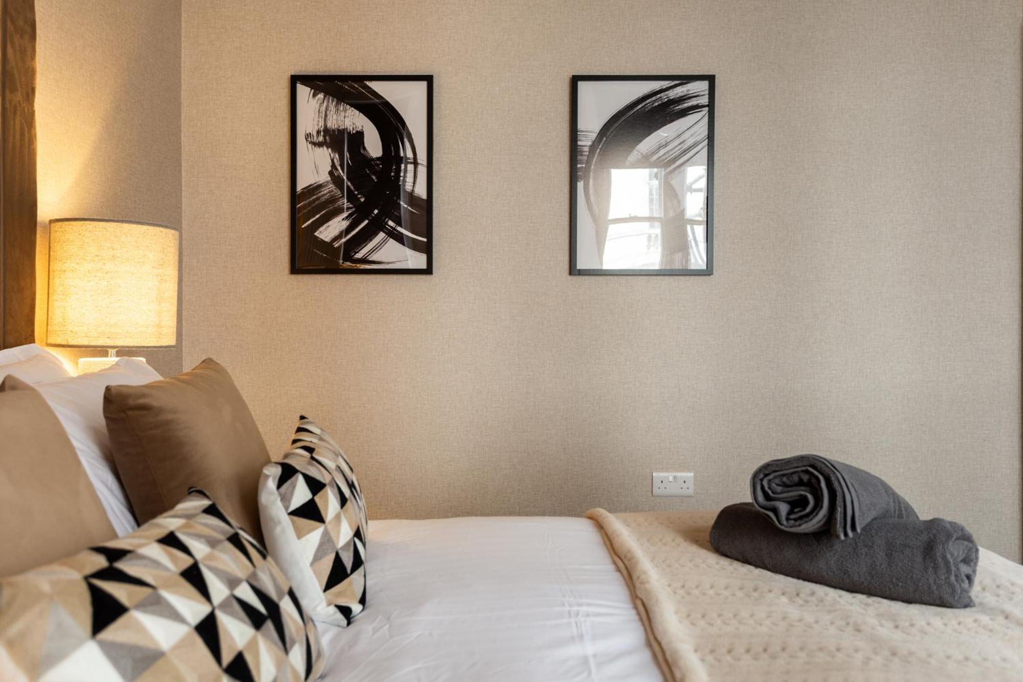 Crown Street Aparthotel Halifax Eksteriør billede